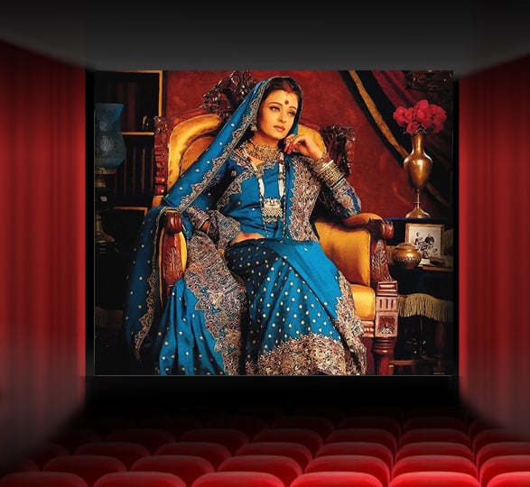 Aishwarya Rai in Blue Saree in Devdas Movie