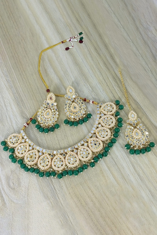 Mirror and Pearl Necklace Set