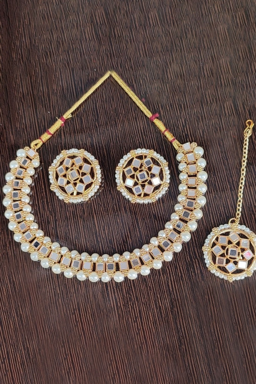 Pearl and Mirror Work Choker Necklace Set