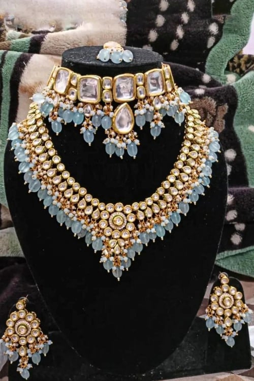 Grey Alloy Kundan and Pearl Worked Necklace Set