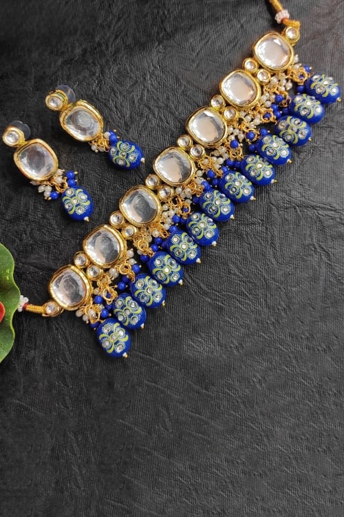 Kundan and Pearl Studded Choker Necklace Set