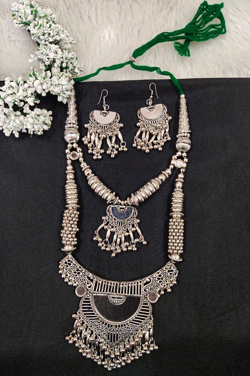 Double Layered Necklace Set