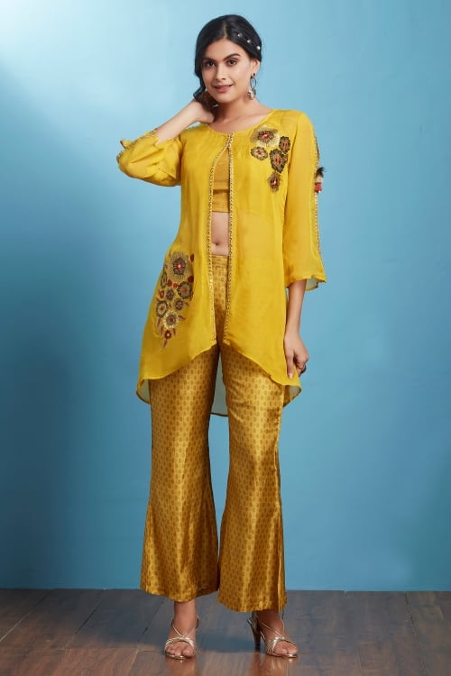 Yellow Georgette Printed Crop Top Set with Floral Patch Work